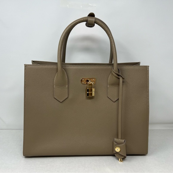 Samantha Thavasa Taupe Tote Bag - Picture 2 of 16